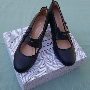 Size 6.5 Chase + Chloe Retro Black Mary Jane's